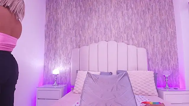 raven lilith  online show from 02/25/26, 03:07