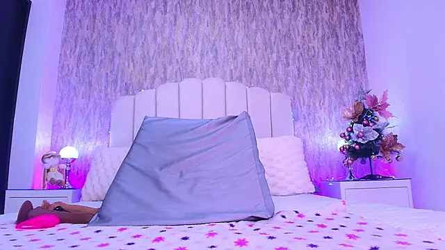 raven lilith  online show from 11/27/25, 03:29