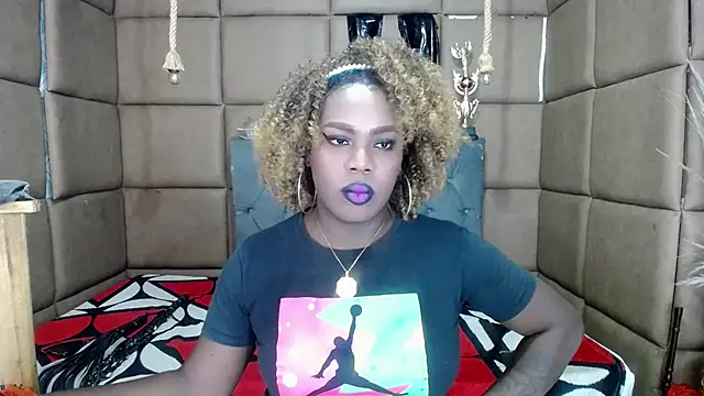 CatrinaGill online show from 10/02/25, 05:33