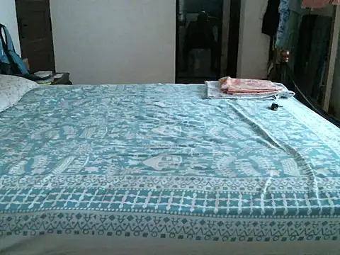 Snapshot of Slim_India chatting on 06/06/26, 02:39 Slim India online show from 06/06/26, 02:39