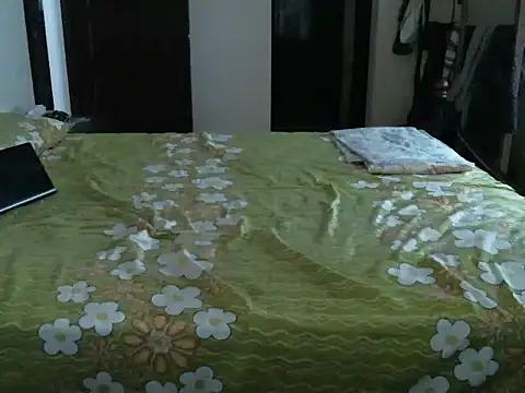 Snapshot of Slim_India chatting on 07/09/26, 01:17 Slim India online show from 07/09/26, 01:17