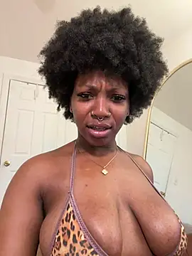 Snapshot of mochamimi chatting on 03/30/26, 04:47 mochamimi online show from 03/30/26, 04:47