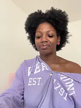 Snapshot of mochamimi chatting on 04/10/26, 05:42 mochamimi online show from 04/10/26, 05:42