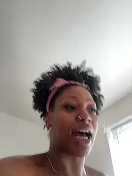 Snapshot of mochamimi chatting on 03/26/26, 03:21 mochamimi online show from 03/26/26, 03:21