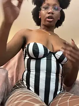 mochamimi online show from 11/01/25, 03:24