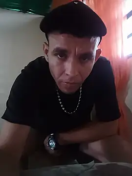 Snapshot of squirt_and_sex chatting on 09/11/25, 05:46 squirt and sex online show from 09/11/25, 05:46