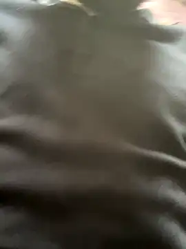 Snapshot of shehandme chatting on 10/04/25, 03:46 shehandme online show from 10/04/25, 03:46