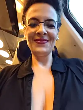 RebeccaNoble online show from 06/07/26, 02:39