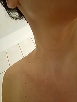 RebeccaNoble online show from 11/18/25, 01:10