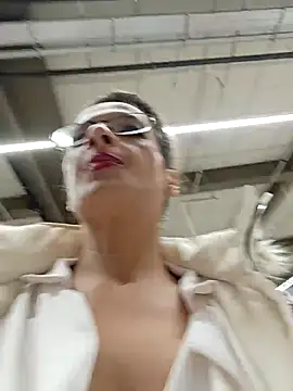 RebeccaNoble online show from 11/26/25, 03:23