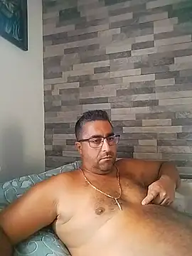 Snapshot of ADRIAN_ADI40 chatting on 07/06/26, 11:17 ADRIAN ADI40 online show from 07/06/26, 11:17