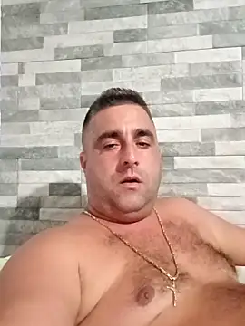 Snapshot of ADRIAN_ADI40 chatting on 09/18/25, 06:44 ADRIAN ADI40 online show from 09/18/25, 06:44