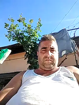 ADRIAN ADI40 online show from 10/28/25, 11:09