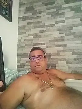 Snapshot of ADRIAN_ADI40 chatting on 08/06/26, 02:45 ADRIAN ADI40 online show from 08/06/26, 02:45