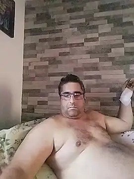 ADRIAN ADI40 online show from 05/14/26, 06:32
