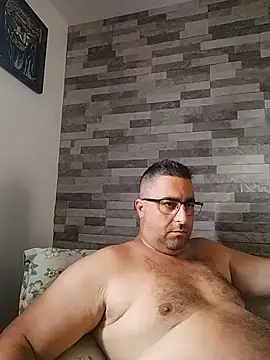 ADRIAN ADI40 online show from 05/20/26, 12:02