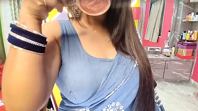 MAN-MOHINI-21 online show from 02/17/25, 01:44