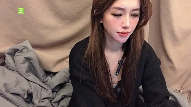 Tw Zoella online show from 01/15/25, 02:13