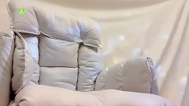 Tw Zoella online show from 02/09/26, 03:43