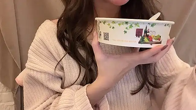 Tw Zoella online show from 02/26/25, 01:57