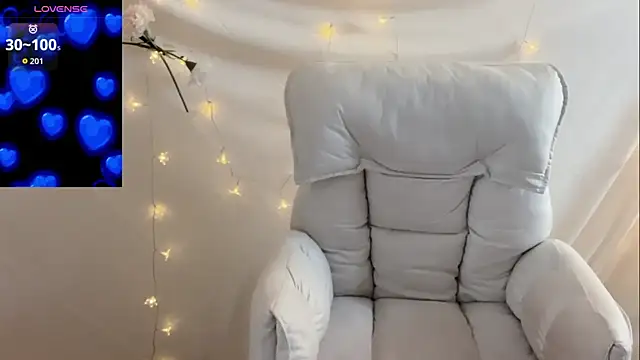 Tw Zoella online show from 05/20/26, 03:47