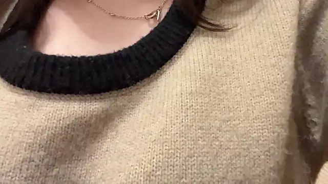 Tw Zoella online show from 02/12/25, 07:44