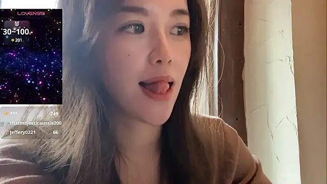 Tw Zoella online show from 02/19/25, 09:06