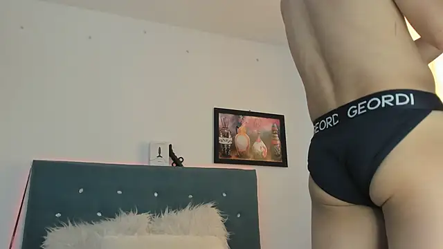 Max and Peter online show from 03/07/25, 06:43