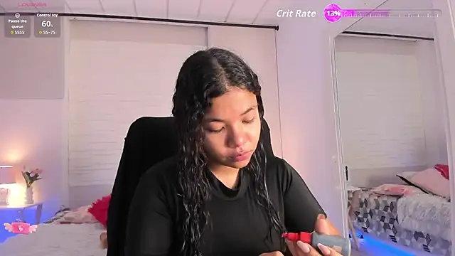 SophiaaStone online show from 03/12/26, 12:09