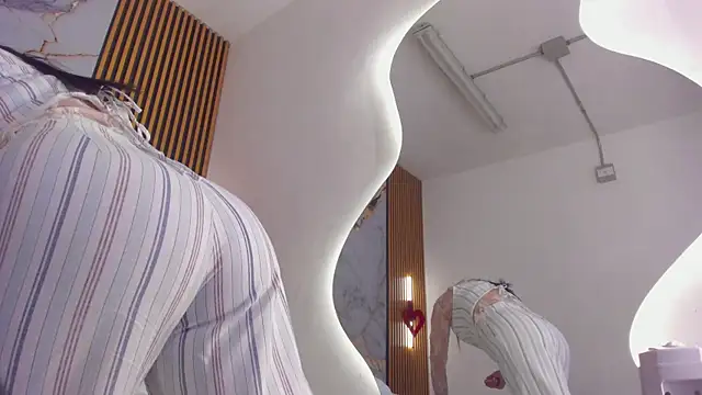 indi catalina online show from 03/27/26, 12:50