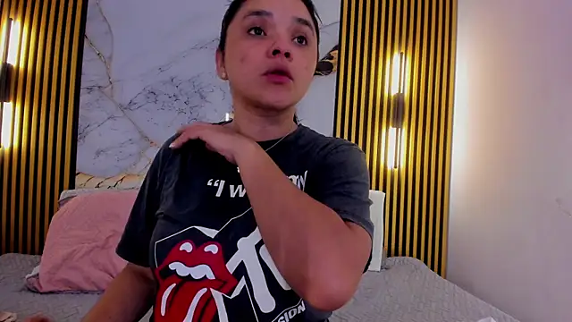 indi catalina online show from 02/12/26, 12:49