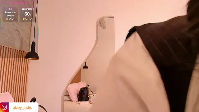 indi catalina online show from 11/07/25, 12:31