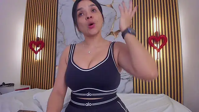 indi catalina online show from 03/03/26, 01:07