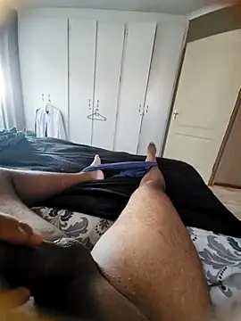 Snapshot of Stud_555 chatting on 11/05/25, 09:12 Stud 555 online show from 11/05/25, 09:12