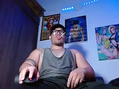 Snapshot of Danielsbigcum chatting on 12/16/25, 05:33 Danielsbigcum online show from 12/16/25, 05:33