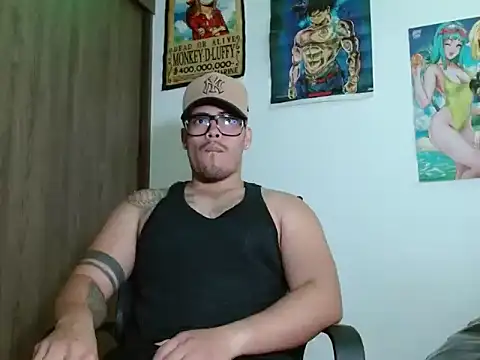 Snapshot of Danielsbigcum chatting on 12/05/25, 02:48 Danielsbigcum online show from 12/05/25, 02:48