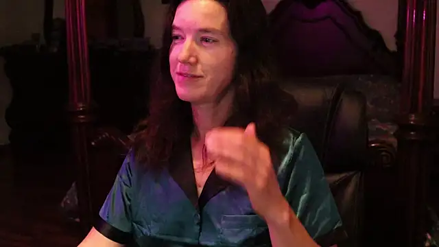 thornburyrose online show from 10/31/25, 01:46