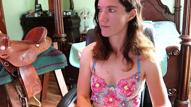 thornburyrose online show from 09/08/25, 07:24