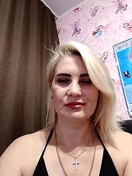 JennyOMay online show from 11/03/25, 09:13