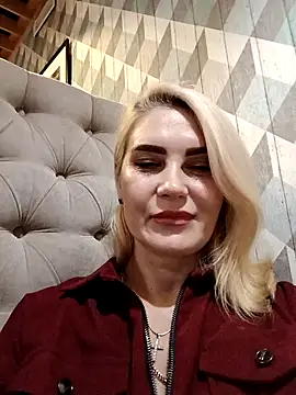 JennyOMay online show from 11/15/25, 05:33