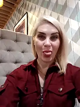 JennyOMay online show from 11/29/25, 06:13