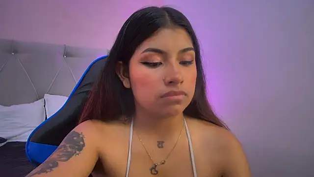 ChantalPetit online show from 09/20/25, 04:23