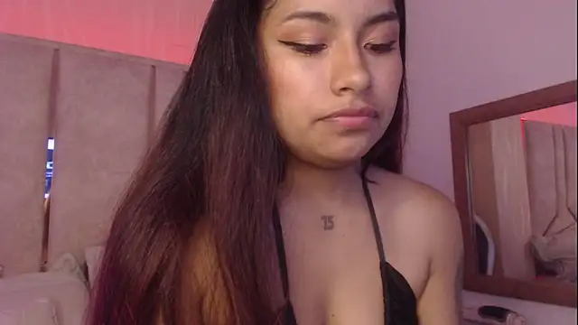 ChantalPetit online show from 11/10/25, 02:55