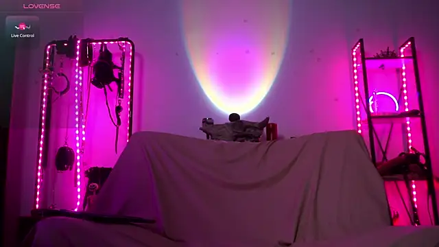 CyberXGoddess online show from 11/19/25, 02:22