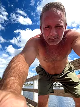 Bronco9602 online show from 09/27/25, 04:13