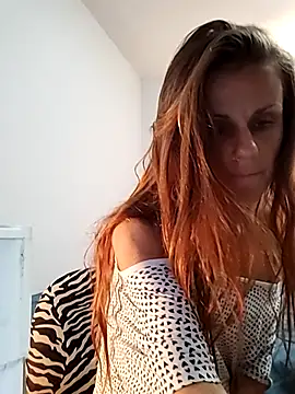 Snapshot of Scarlettishere chatting on 09/14/25, 11:49 Scarlettishere online show from 09/14/25, 11:49