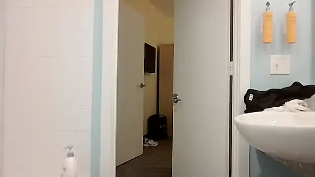 Maculine Stayr online show from 04/24/26, 06:48