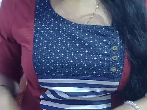 Your wild Dia online show from 12/15/25, 04:40