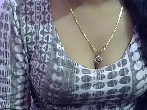 Your wild Dia online show from 11/10/25, 05:01