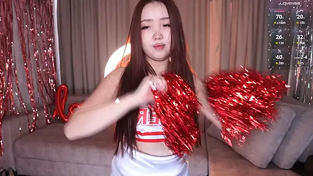 Snapshot of k_kimikooo chatting on 10/26/25, 03:40 k kimikooo online show from 10/26/25, 03:40